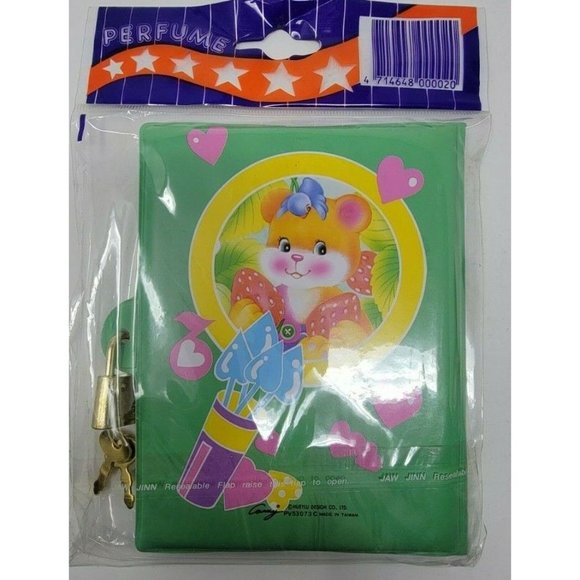 Vintage 90's Diary Lock And Keys BEAR AND STRAWBERRIES NOS Plastic Vinyl… - Picture 2 of 3